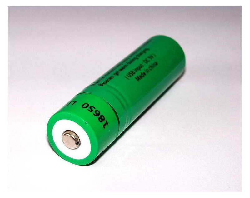 Зарядка для батарейки 14500. Usb аккумулятор. Аккумулятор 18650 с usb зарядкой. Аккумулятор 18650 usb. 7v 3500 man nitecore.