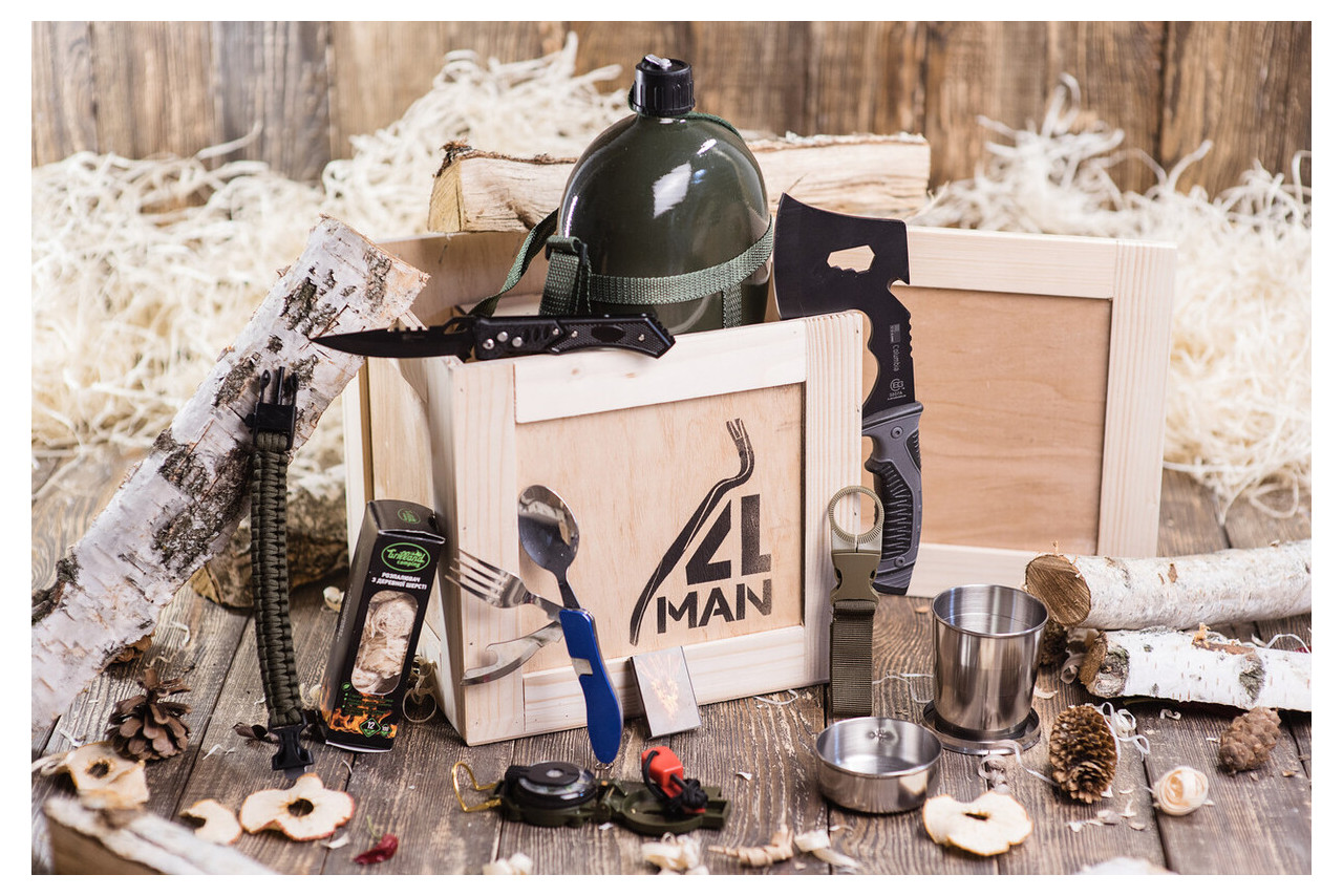 подарок путешественнику. что подарить походнику. набор для пикника nisus n-270-b на 2 персоны 281082. набор для пикника форест бар. походный набор fox 677f.