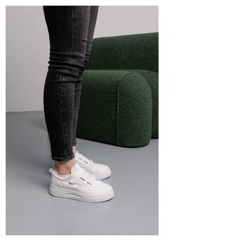 Жіночі кросівки Fashion Barbarella 3993 37 розмір 23,5 см Білий фото №9