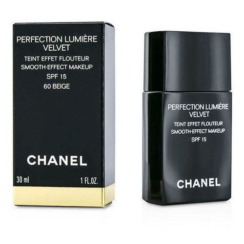Тональный крем Chanel Perfection Lumiere Velvet 10 - Beige (очень светлый бежевый) фото №1
