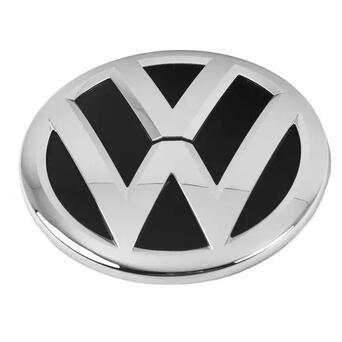 Емблема кришки багажника VAG Volkswagen Jetta 2015-2018 Passat B8 Usa 2016-2018 (5C6853630F ULM) фото №1