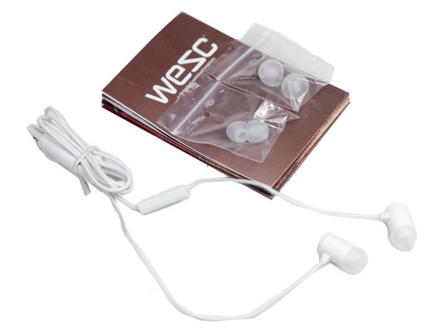Навушники WeSC Piccolo in-ear White фото №2