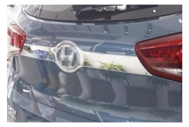 Hyundai Tucson TL 2015 накладка хром на заднюю дверь плоская (JMTHT15RTSA) фото №5