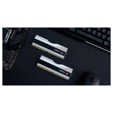 Модуль пам'яті для комп'ютера DDR5 64GB (2x32GB) 6000 Trident Z5 RGB Silver G.Skill (F5-6000J3238G32GX2-TZ5RS) фото №6