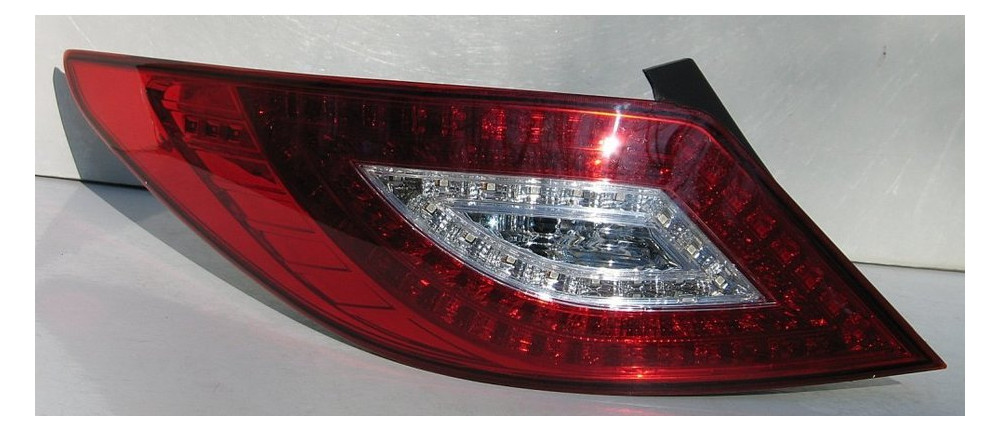 Hyundai Solaris оптика задня світлодіодна LED червона (TL105) фото №1