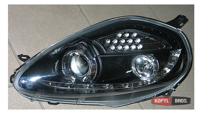 Fiat Grande Punto оптика передня чорна LED (HU321EM-00-1-E-01) фото №1