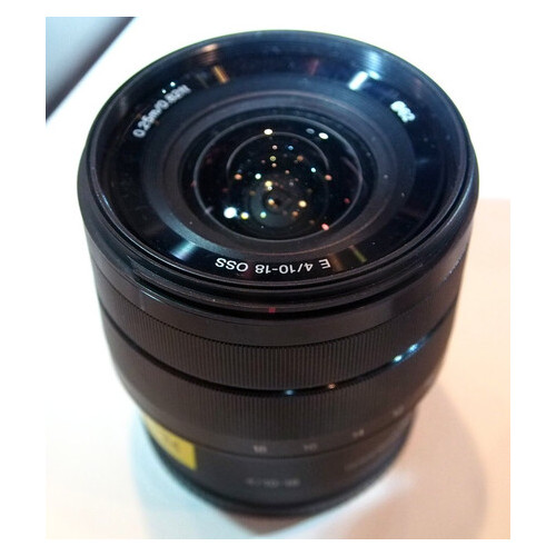 Об'єктив Sony 10-18mm f/4.0 для NEX (SEL1018.AE) фото №5