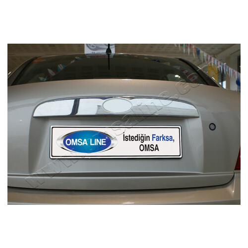 Накладка над номером на багажник Omsaline Hyundai Accent SD (2005-2011) (3203052) фото №1