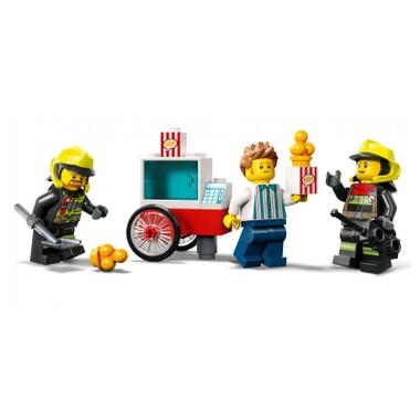 Конструктор Lego City Пожежне депо та пожежна машина (60375) фото №3