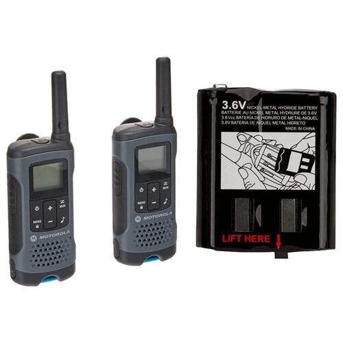 Комплектація Motorola T200 Talkabout Radio та додатковий АКБ PMNN4477AR 800mAh 3X2AA NIMH Rechargeable фото №1