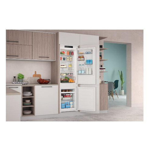 Холодильник Indesit INC18 T311 фото №5