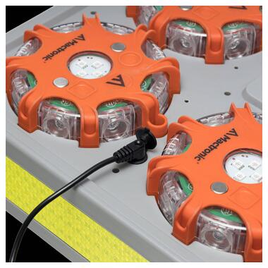 Комплект профессиональных фонарей Mactronic X-Flare 30 Lm Red/Blue/Amber Recharg 12/220V PSD0112 фото №12
