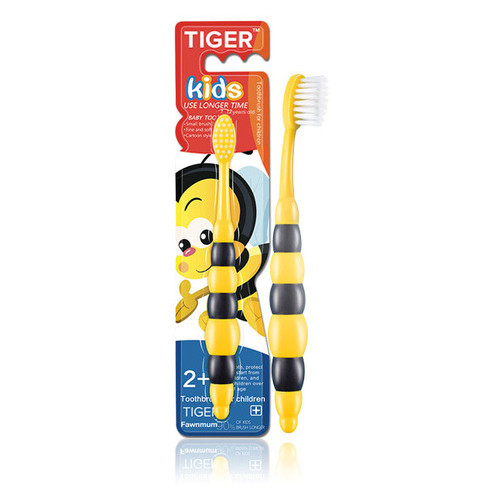 Дитяча зубна щітка Fawnmum Children Toothbrush UltraSoft Бджола фото №1