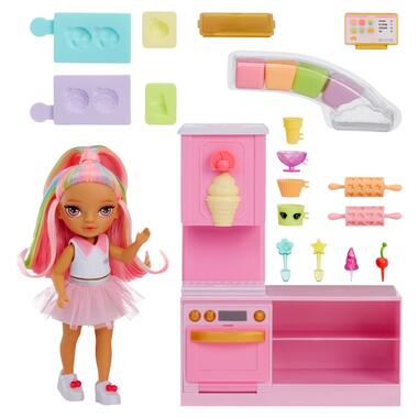Игровой набор с куклой Rainbow High серии Littles Кондитерская Кэнди 522058  фото №2