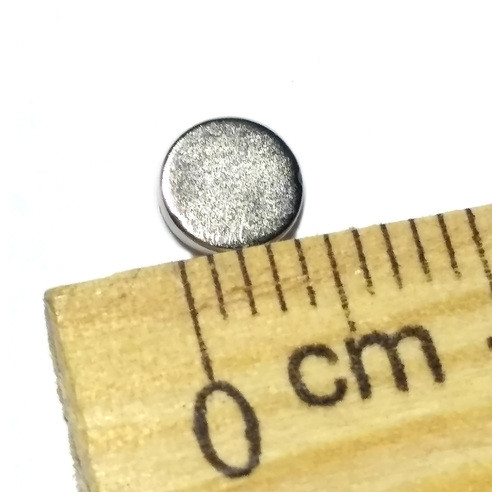 Магніт дисковий неодимовий 5x1мм (контакт для промислових акумуляторів типу 18650) фото №1