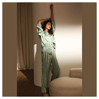 Атласна піжама костюм у смужку Едем JULYS SONG розмір L 46 оливковий фото №6