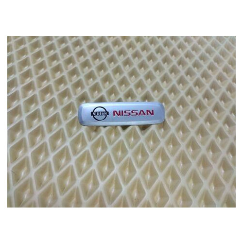 Шильдик емблема для килимків Nissan (LGEV10270) фото №3