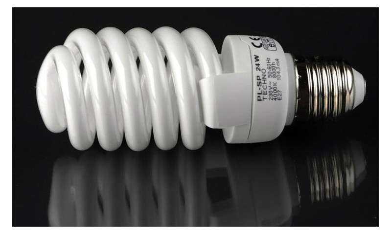 Лампа енергозберігаюча Brille PL-SP 24W/864 E27 techno фото №2