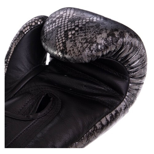 Боксерські рукавички шкіряні Top King Boxing Super Snake TKBGSS-0218oz Чорно-срібний (37551023) фото №4
