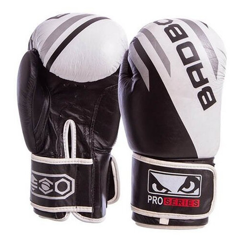 Боксерські рукавички Bad Boy MA-6739 12oz Біло-чорний (37429426) фото №1